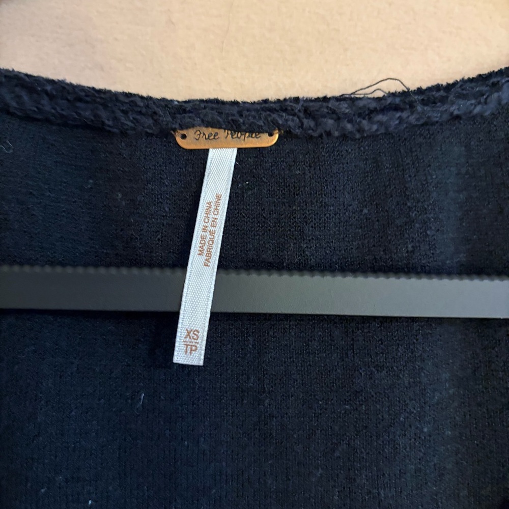Free People Black and Blue Sweater - Picture 4 of 14